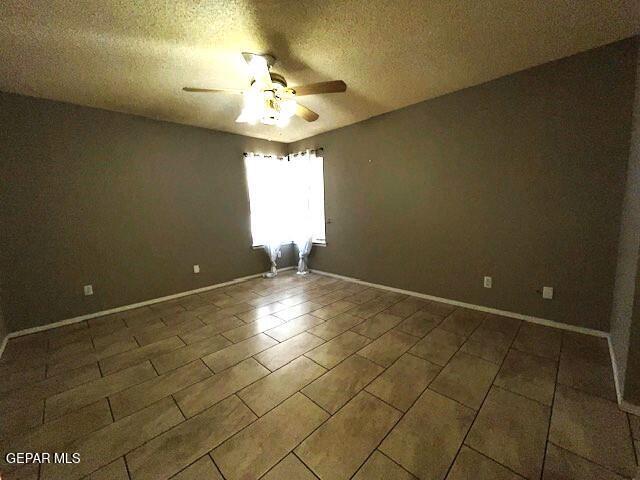 Building Photo - 1801 Rose Gate Way