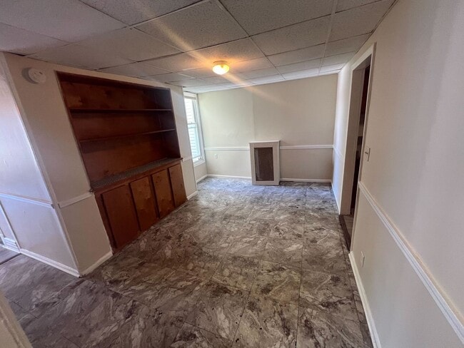 Building Photo - 157 6th Ave