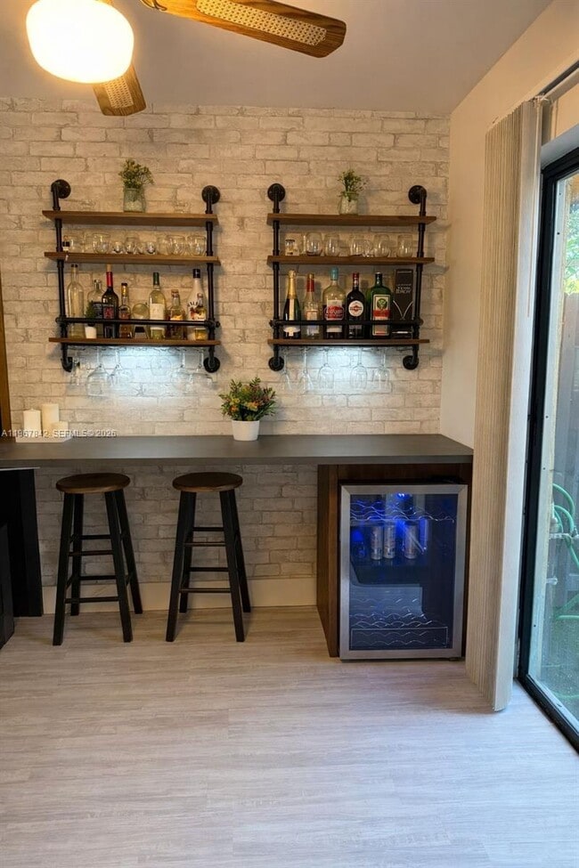 Building Photo - 283 Woodland Rd