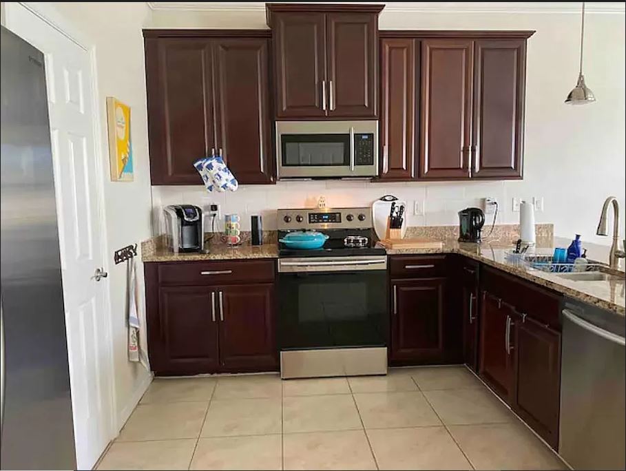 Kitchen - 4095 Wilmont Pl