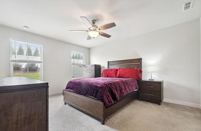 Building Photo - 8792 Kenridge Ln