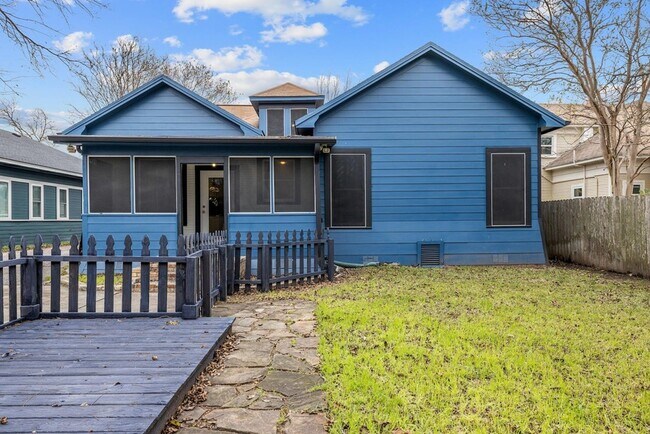 Building Photo - 1211 Lexington St