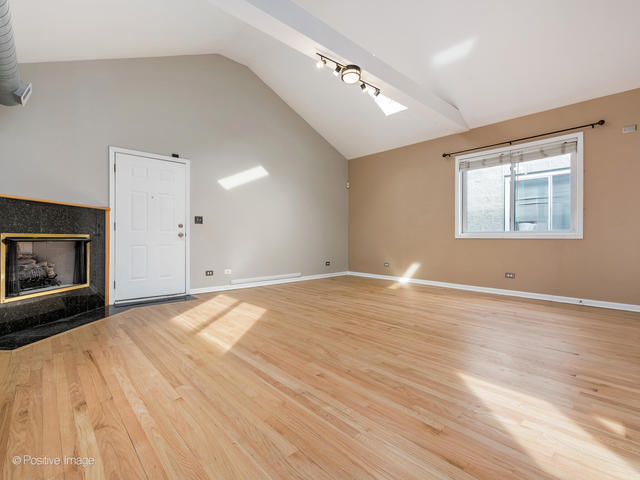 Building Photo - 2406 W Flournoy St