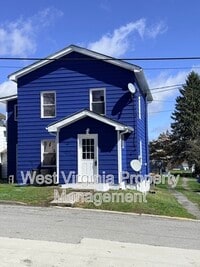 Building Photo - 304 N 3rd St