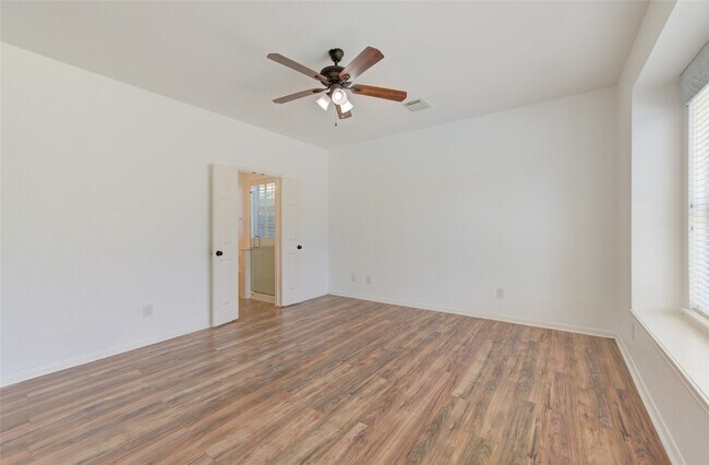 Building Photo - 6119 Rachels Ct