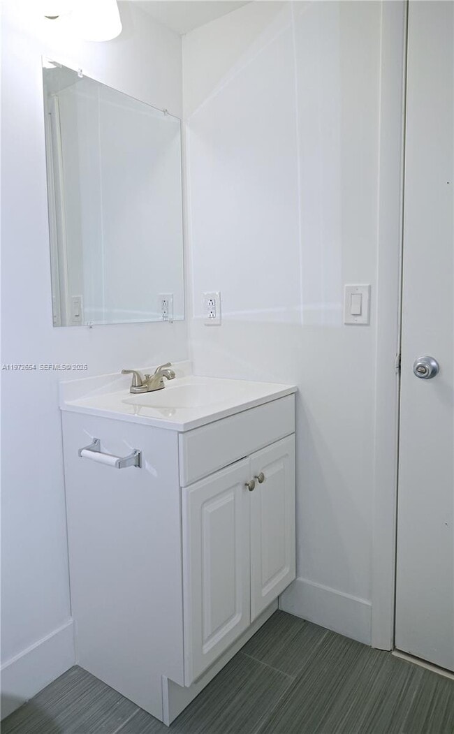 Building Photo - 17425 NW 67th Pl