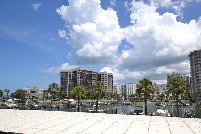 Building Photo - 1651 Sand Key Estates Ct