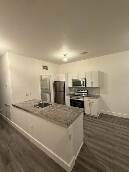 Building Photo - 445 NW 77th St