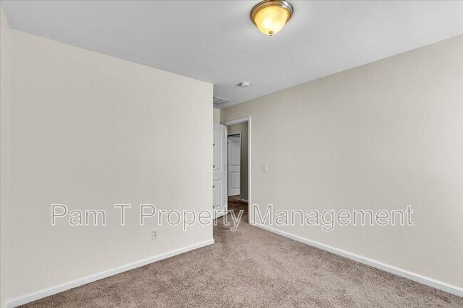 Building Photo - 356 Casey Dr
