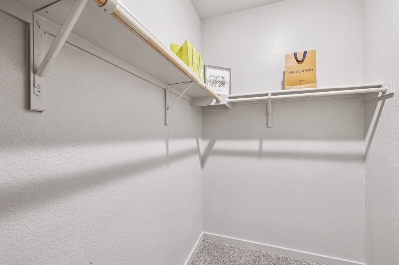 Building Photo - 523 Millbrook Blvd