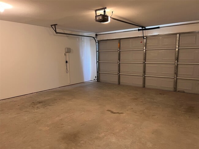 Building Photo - 12534 Ridgecrest Dr