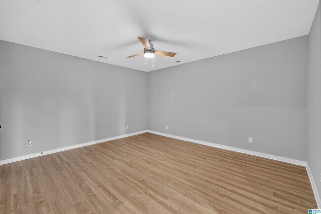 Building Photo - 4764 Silas Ave