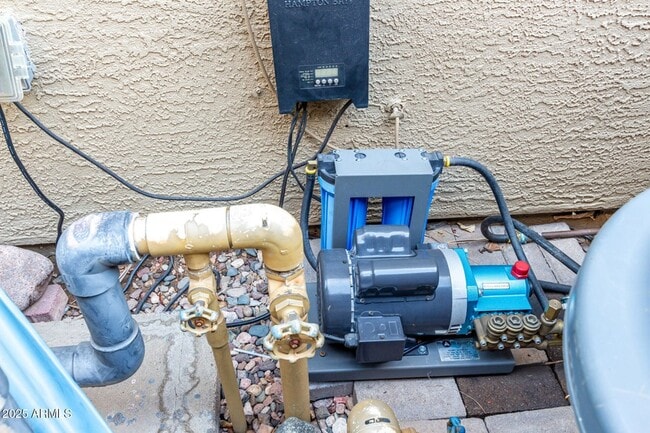 Building Photo - 5956 E Phelps Rd