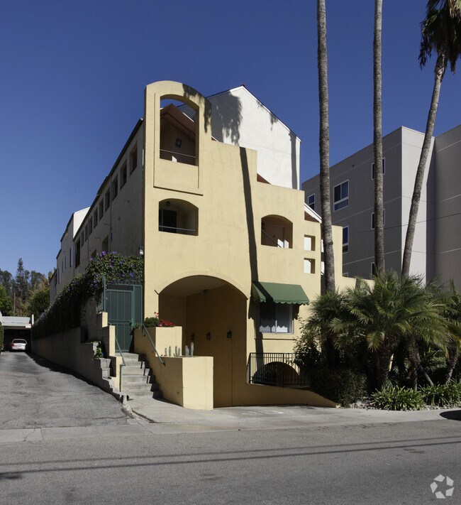 Primary Photo - 11125 Acama St