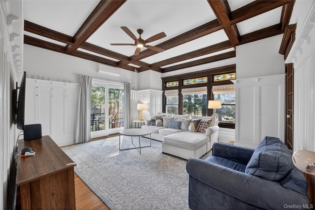 Building Photo - 121 Morris Ave