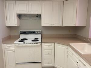 Building Photo - 14671 Bonaire Blvd