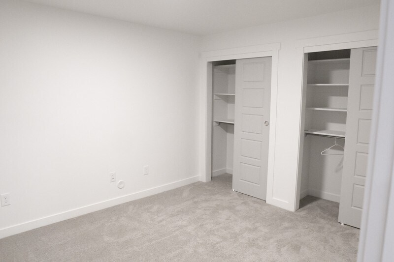 Building Photo - 406 W 3075 N