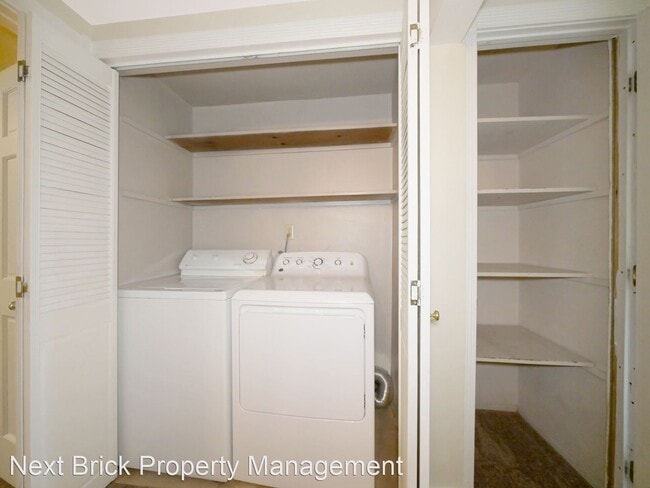 Building Photo - 4050 West Lake Sammamish Pkwy NE