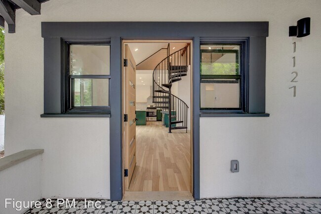Building Photo - 1127 N Westmoreland Ave