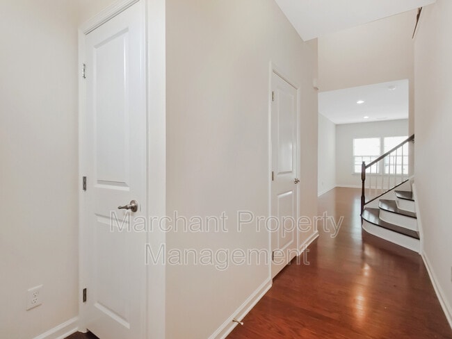 Building Photo - 300 Corday Ln