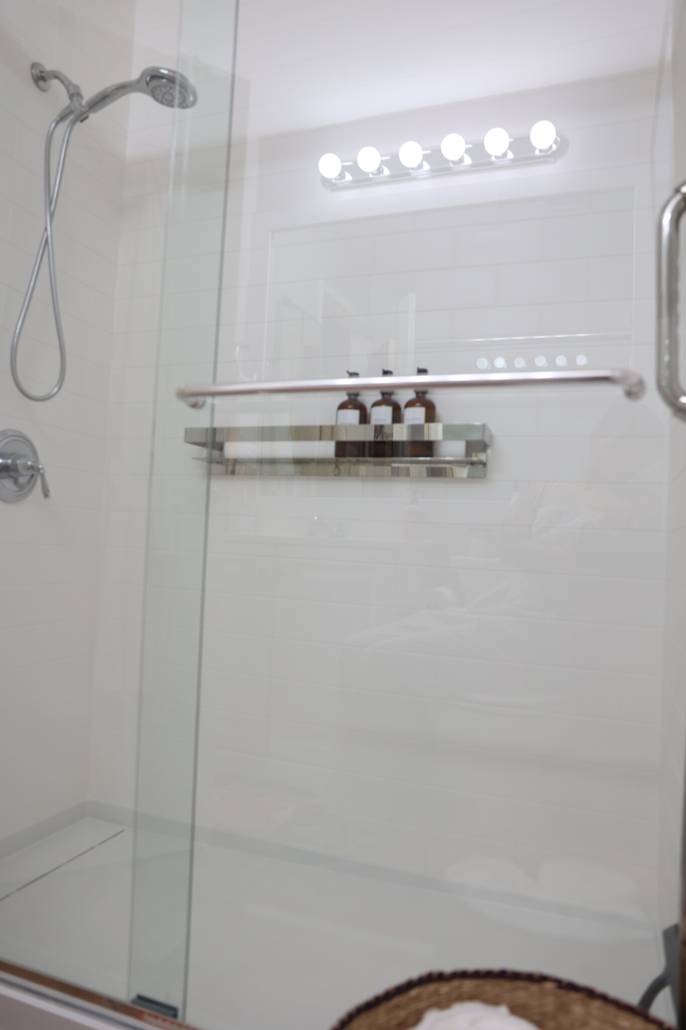 New Shower - 2404 Pacific Ave