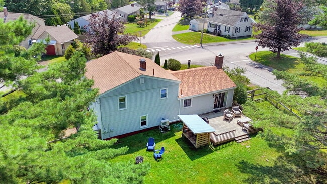 Building Photo - 5 Crawford Dr