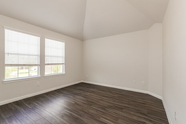 Building Photo - 2438 Gibbs Bend Ct