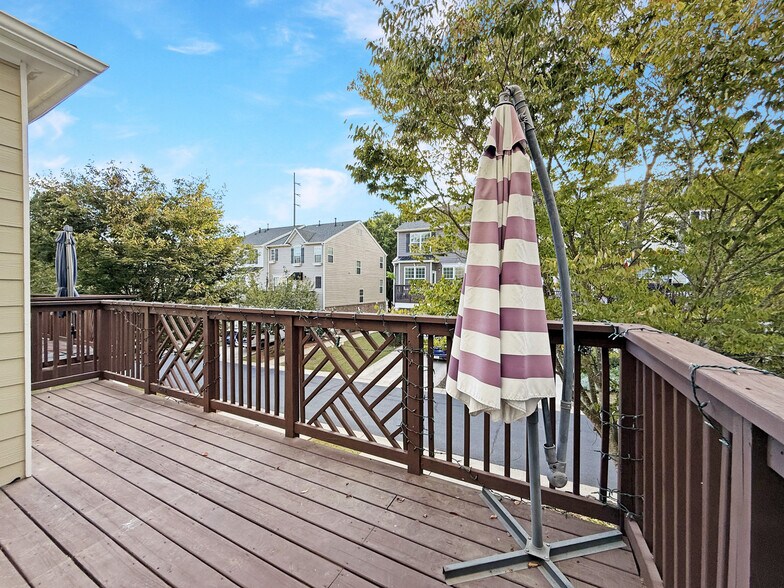 Building Photo - 11263 Musette Cir