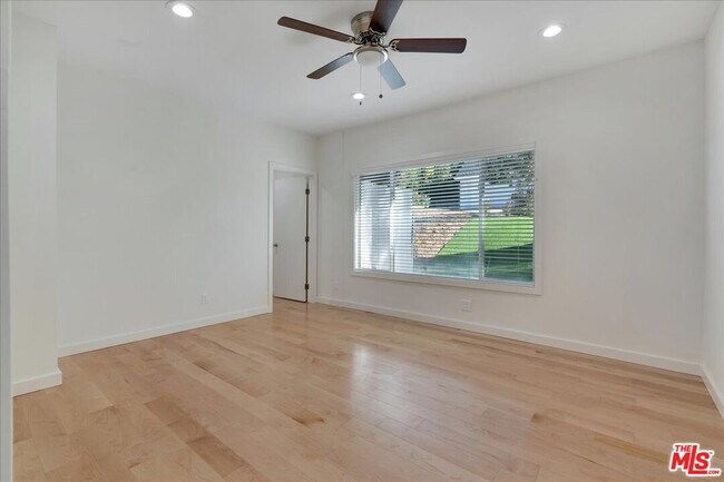 Building Photo - 4862 Adele Ct