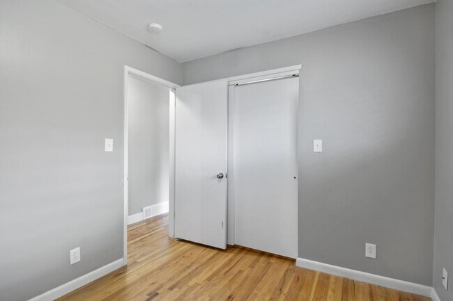 Building Photo - 1408 Binford St