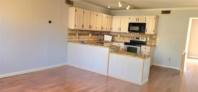 Building Photo - 2231 Ridgedale Dr