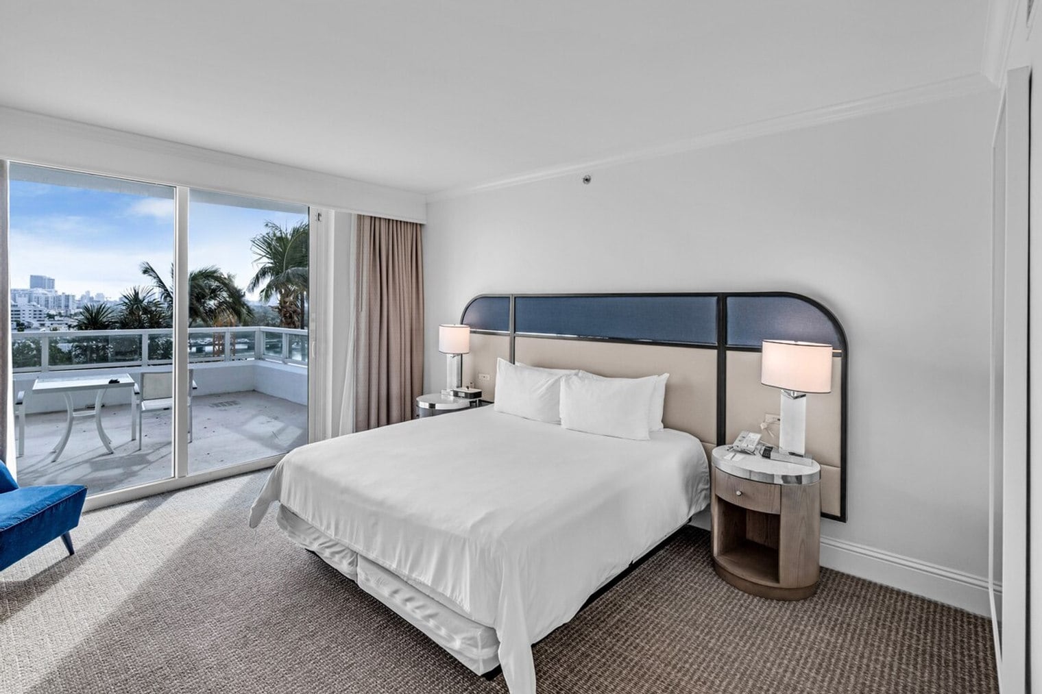 Building Photo - 4401 Collins Ave