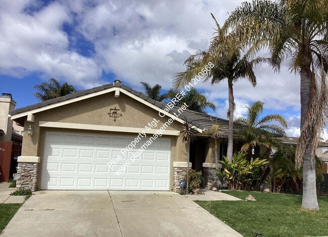 Building Photo - Beautiful River Oaks Single Story Corner Home Near Taylor Elementary School