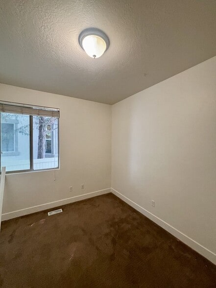 Building Photo - 2750 Augusta Dr