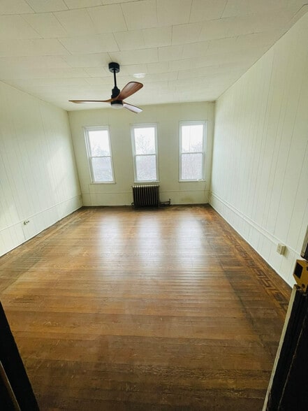 Building Photo - 2744 E Baltimore St