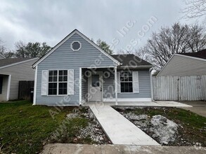 Building Photo - Adorable 2-Bedroom, 1-Bathroom Home in Spr...