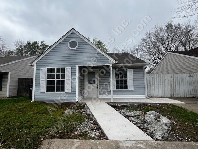 Primary Photo - Adorable 2-Bedroom, 1-Bathroom Home in Spr...