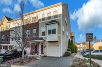 Building Photo - 100 Nestor's Pl