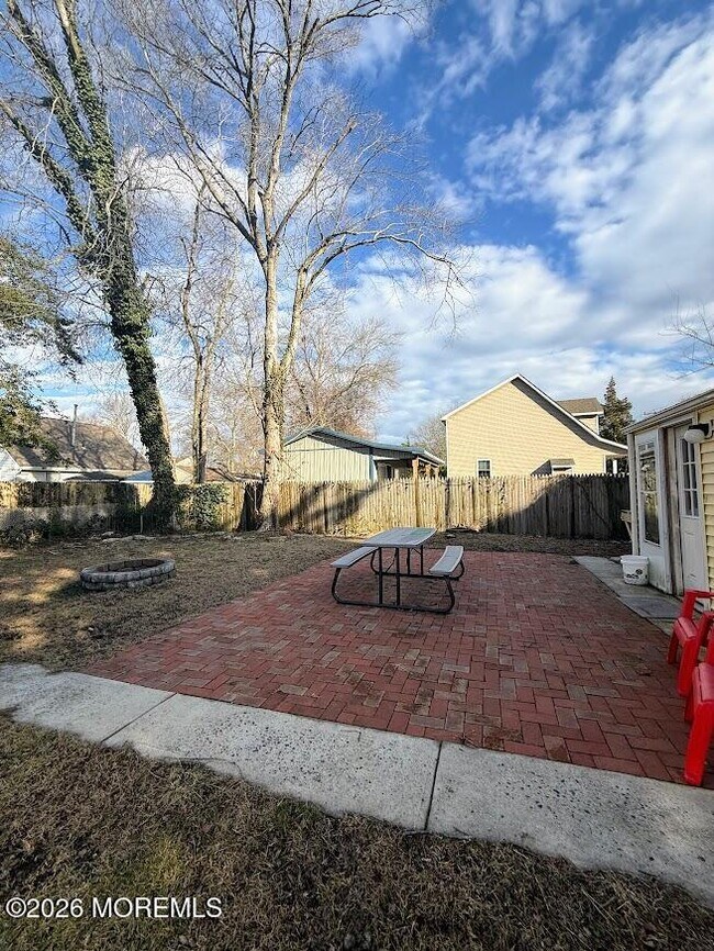 Building Photo - 115 Bay Pkwy