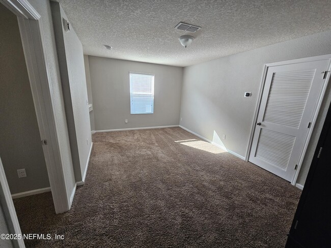 Building Photo - 8476 Julia Marie Cir