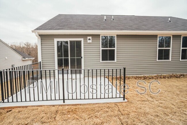 Building Photo - 132 Wls Sta Rd