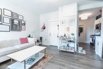 Building Photo - 100 H St