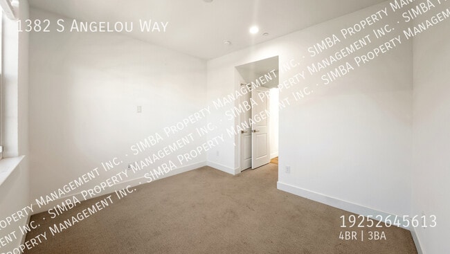 Building Photo - 1382 S Angelou Wy
