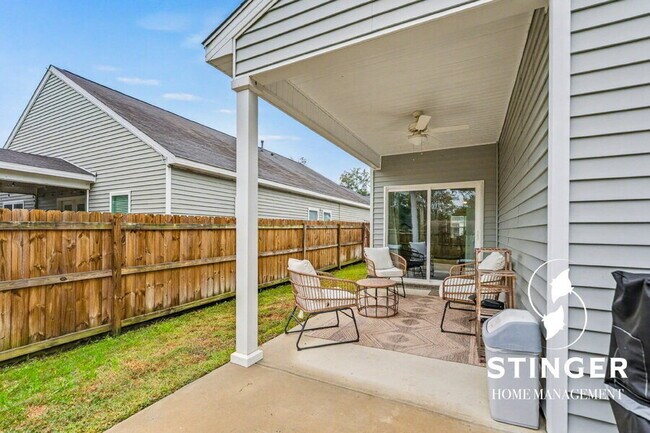 Building Photo - 198 Great Bend Dr