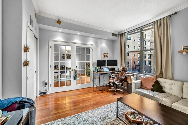 Building Photo - 4315 PARK Ave