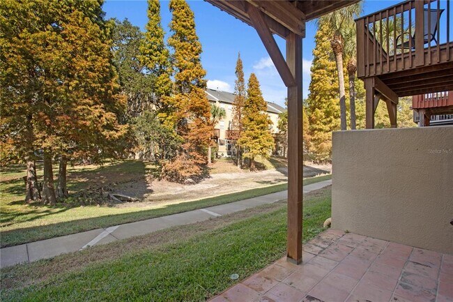 Building Photo - 3023 Pointeview Dr