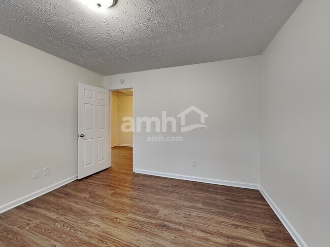 Building Photo - 3917 Abernathy Farm Way