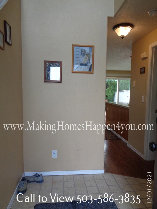 Building Photo - 4979 Ashford Way N