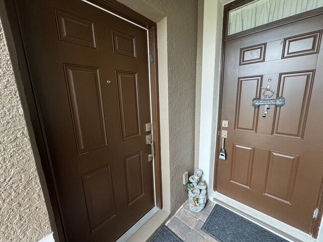 Building Photo - New Generation Stunning 1 Bed 1 Bath with ...