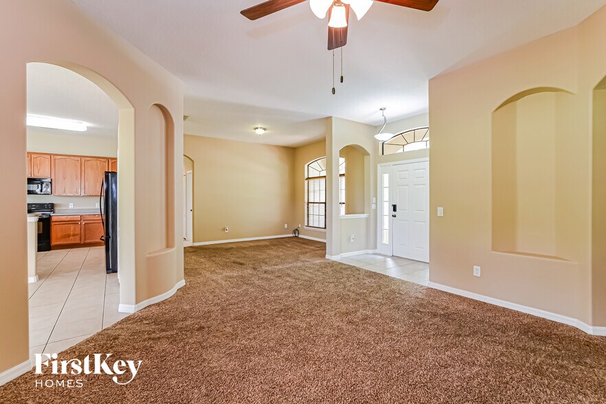 Building Photo - 1521 Clapton Dr